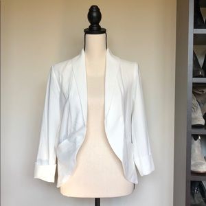 White Crêpe Blazer with pockets